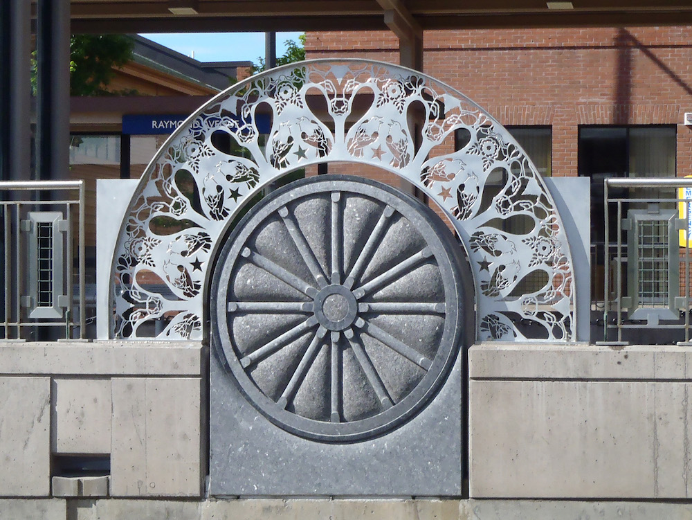 Raymond Avenue Station Art